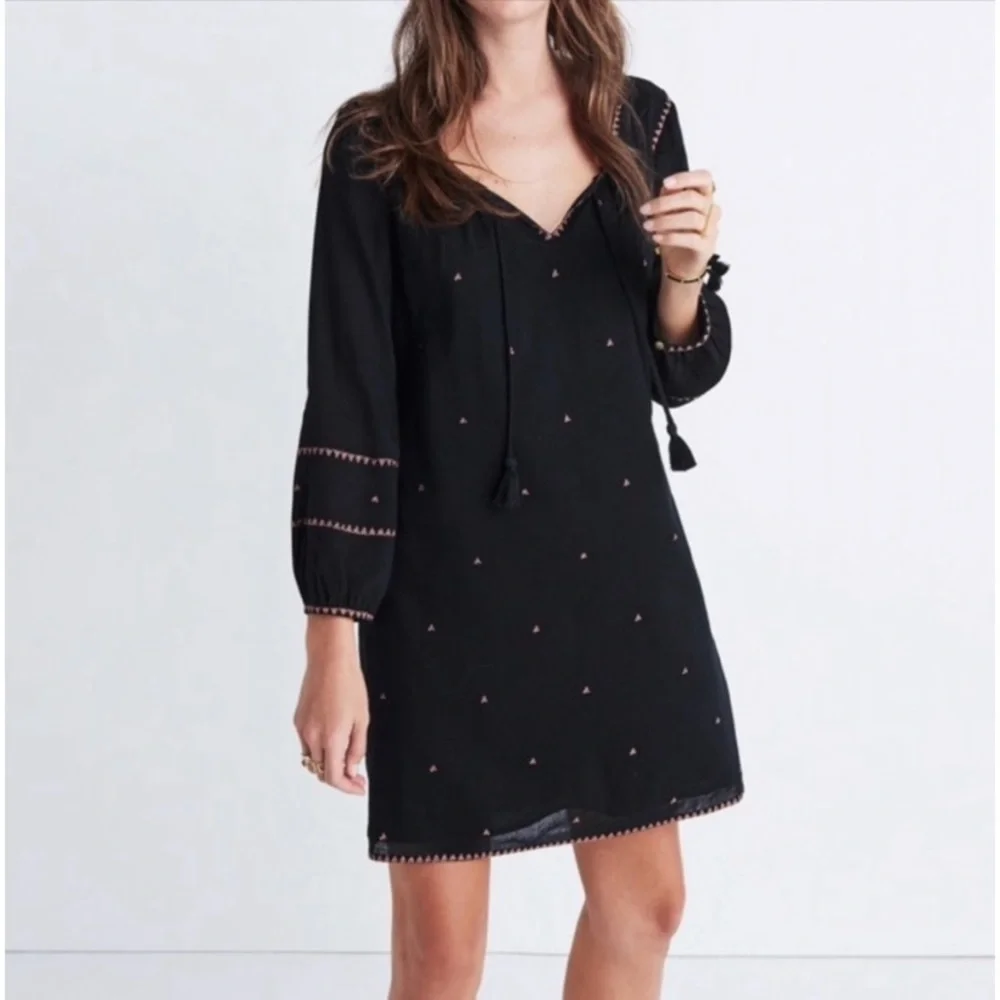 Madewell Signal Embroidered Shift Dress. Sz S. EUC!